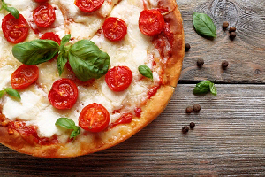 Правила и идеи приготовления домашней пиццы