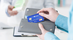 Моментальная кредитная карта: плюсы и правила получения