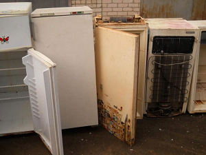 Скупка и утилизация старых холодильников: правила и советы