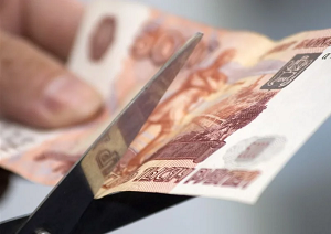 Что делать вкладчикам во время девальвации рубля